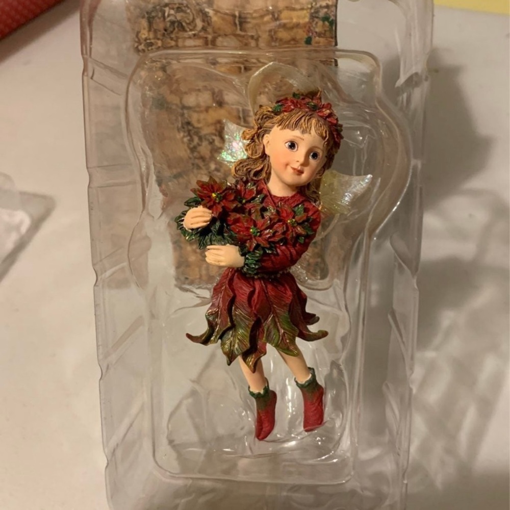The Boyds Collection "Faeriessence" 2002 Noel Faeriettia